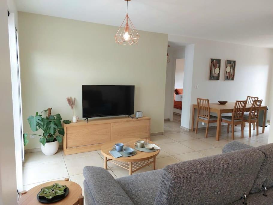 Apartmán T3 Climatise, Parking Et Jardin Quartier Des Marots A Colomiers Exteriér fotografie