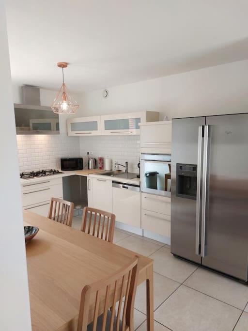 Apartmán T3 Climatise, Parking Et Jardin Quartier Des Marots A Colomiers Exteriér fotografie